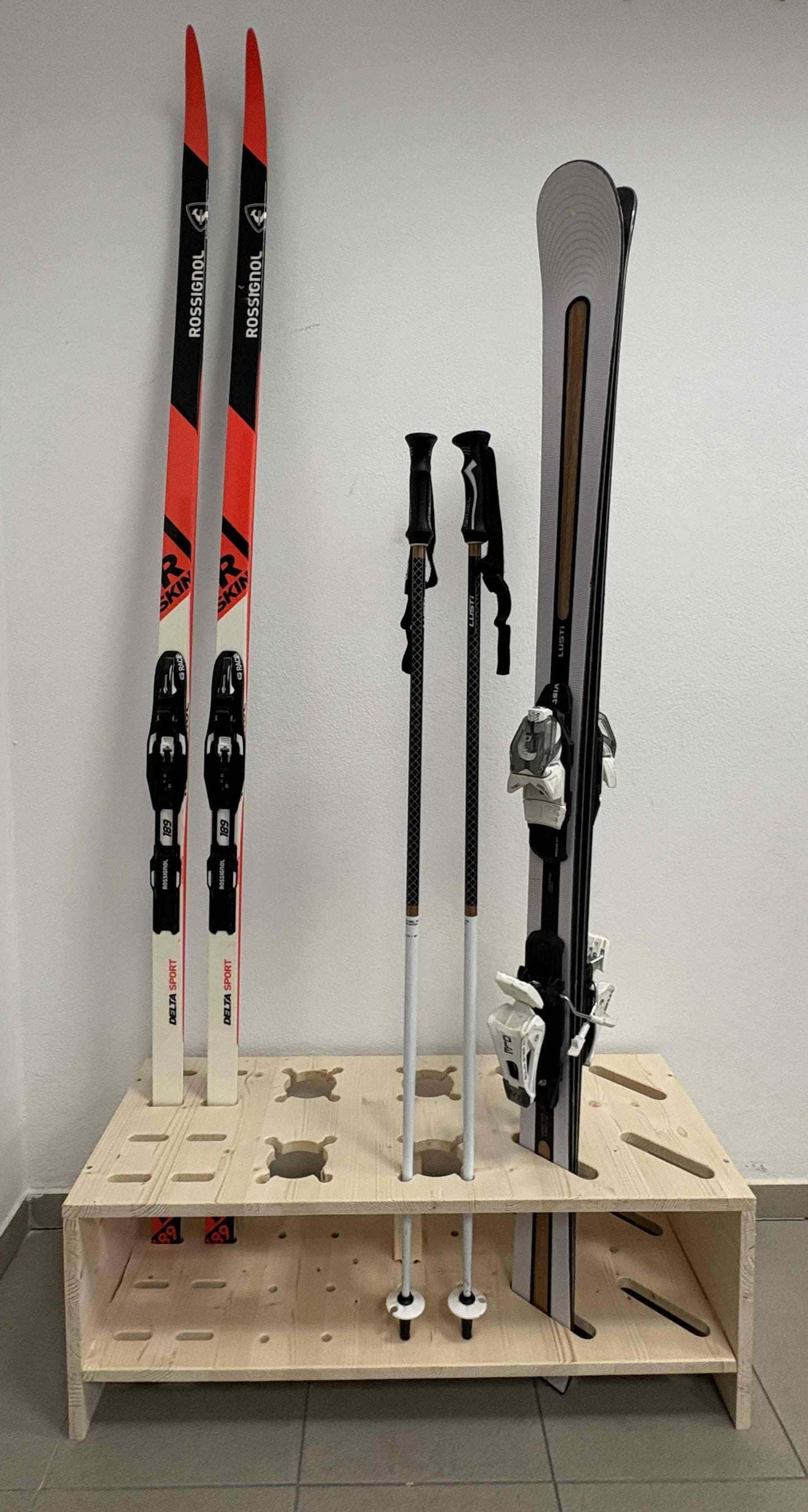 Combined wooden stand for alpine, cross‑country skis and poles - Natural