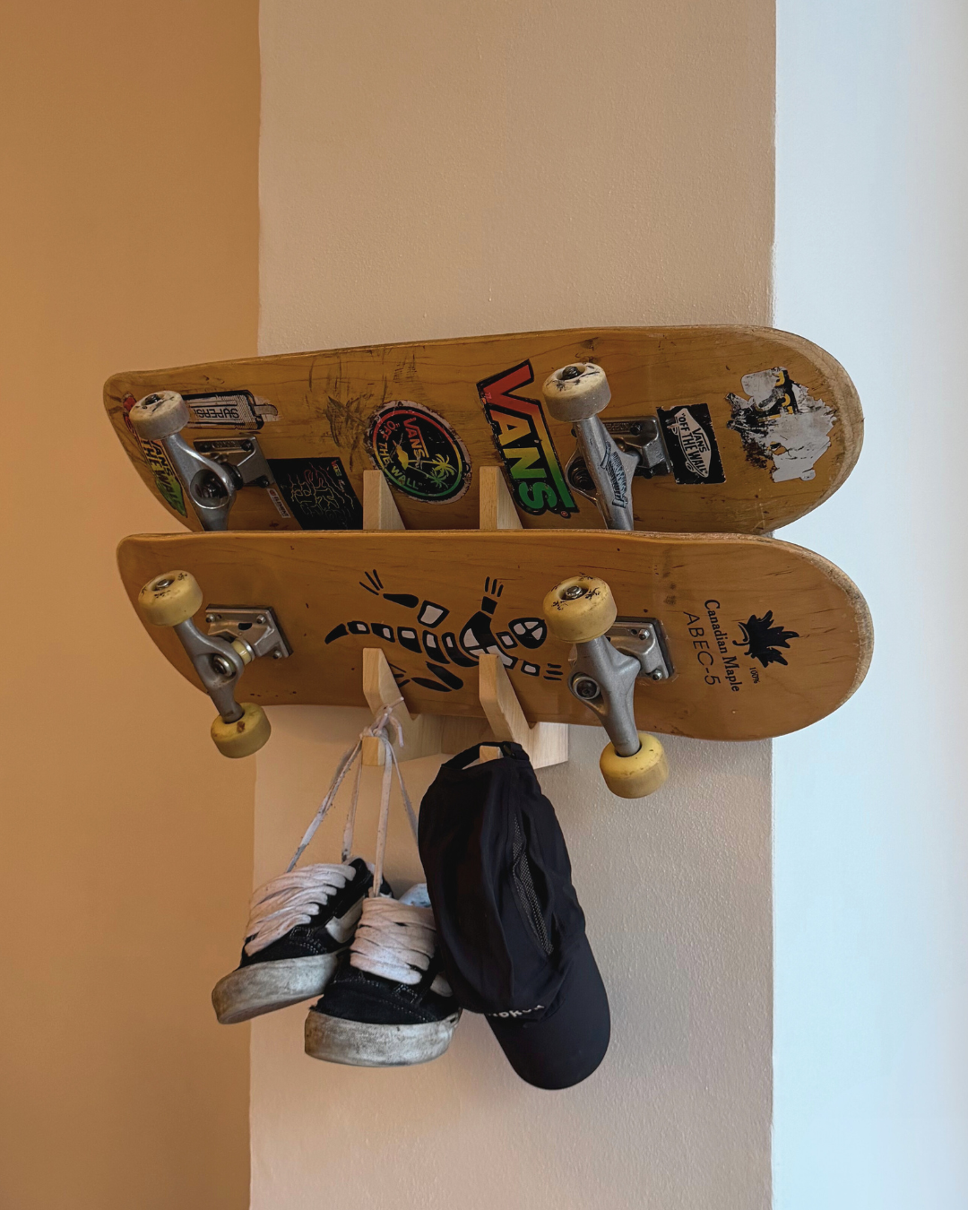 Wall holder for 2 skateboards
