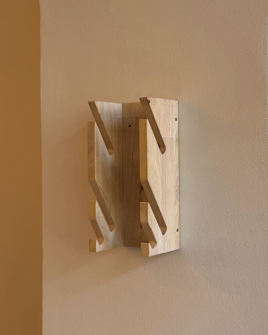 Wall holder for 2 Wakeboards