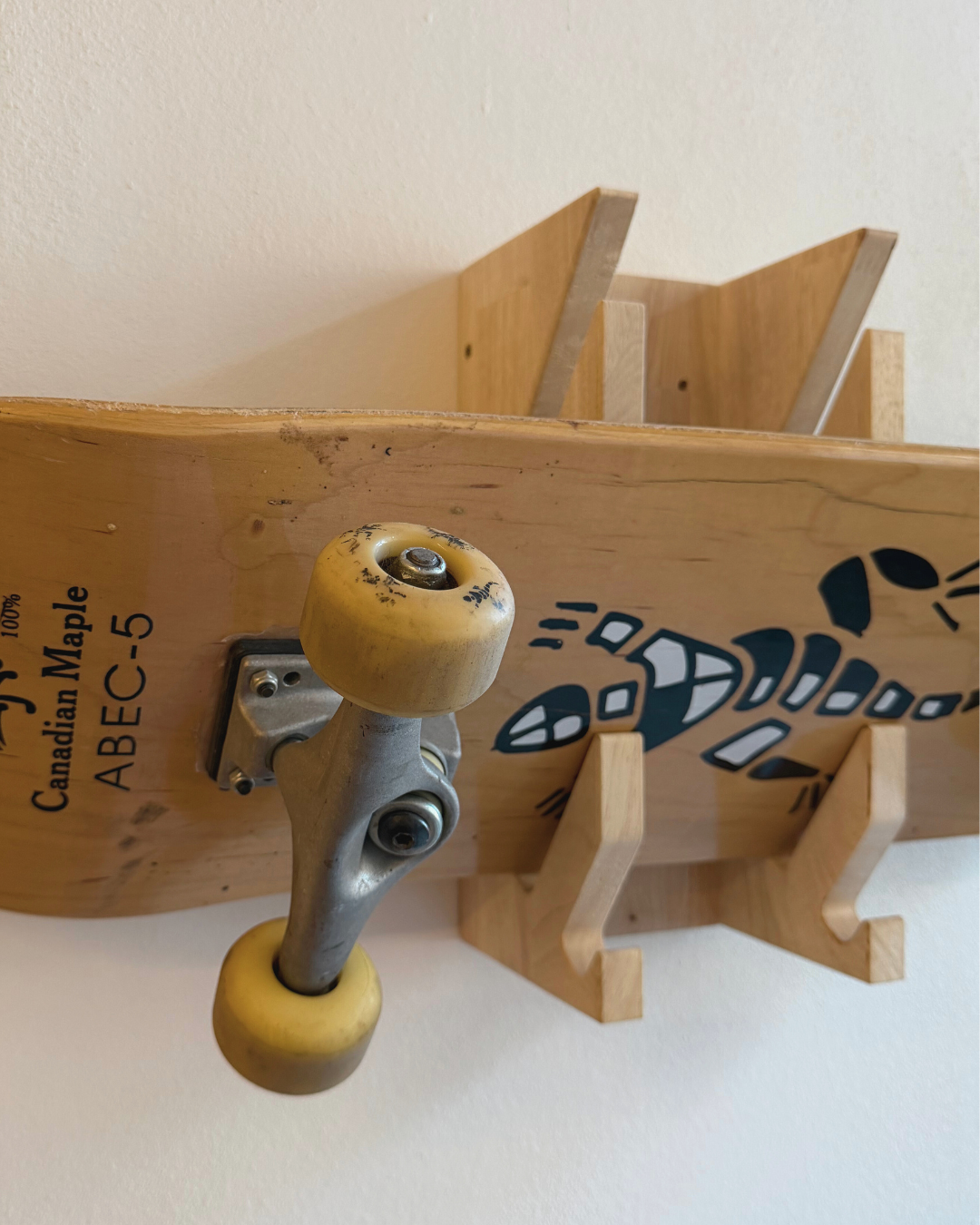 Wall holder for 2 skateboards