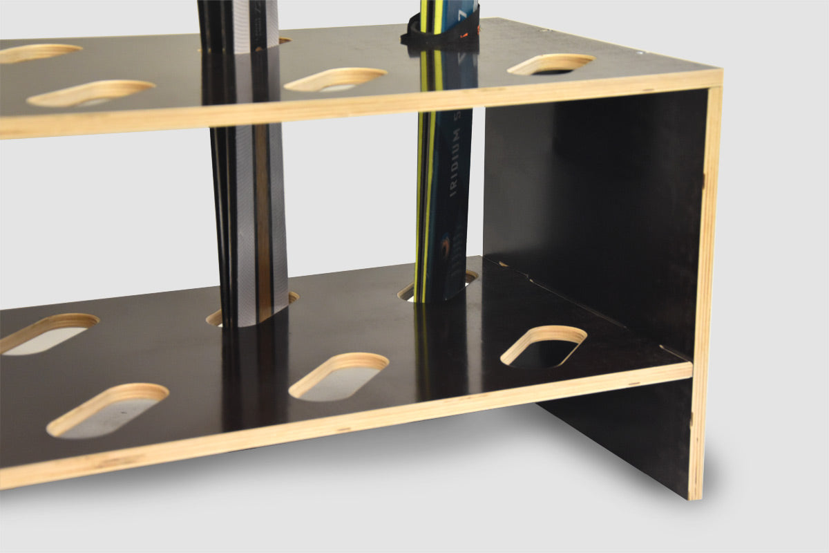 Wooden ski stand – 8 pairs, 61 × 33 cm