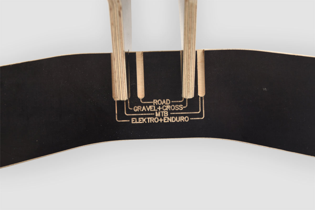 Adjustable stand for 4 bicycles